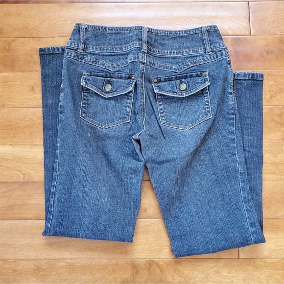 CABI women's jeans, button pockets, size 4,, wide leg - Picture 2 of 13